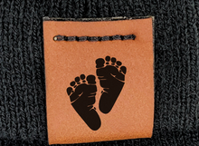 Cargar imagen en el visor de la galería, Luxury Leather tag Beanie - DESIGN YOUR OWN - Custom - Personalized
