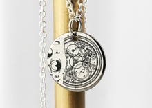 Charger l&#39;image dans la galerie, Mechanical Movement Watch - Automatic winding - laser Engraved necklace - 925 Sterling Silver
