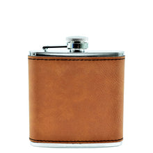 Cargar imagen en el visor de la galería, Leather Flask W/ Gift Box set - DESIGN YOUR OWN - Custom - Personalized
